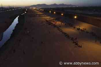 ‘Chaotic’ down south, concern up north as U.S. ends COVID border, immigration rules