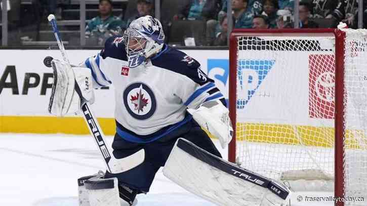 Jets goalie Hellebuyck named Vezina Trophy finalist for third time