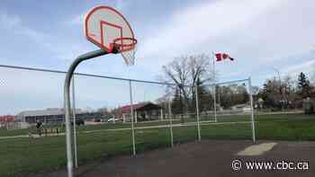 Centennial celebration at Glenlawn Collegiate tips off with new basketball court