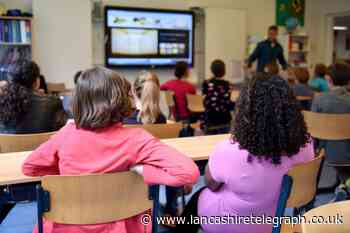 SATs: Parents and teachers say English paper left children 'in tears'