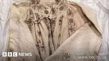 Bath Fashion Museum stored in Wiltshire temporarily