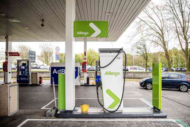 Elektrische auto in half uur voor 80 procent opladen wordt makkelijker: snelladers schieten als paddenstoelen uit de grond