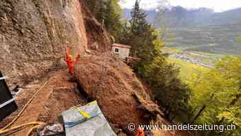 SBB sichern Felsblock über Bahnlinie zwischen Zug und Arth-Goldau
