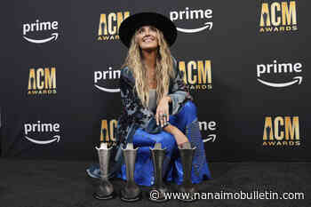 Lainey Wilson triumphs with four trophies at Academy of Country Music Awards