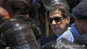 Pakistanischer Ex-Premier Khan vorübergehend freigelassen