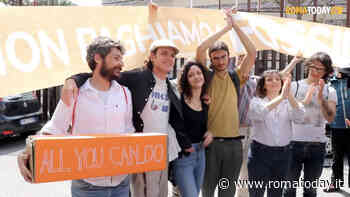 VIDEO | Inizia il processo ai tre attivisti di Ultima generazione: presidio di solidarietà fuori dal tribunale