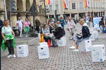 Kommunikative Kartons zum Auftakt des Friedensjahrs