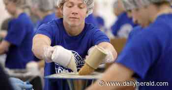 Carmel Catholic Corsairs pack 170,000 meals to feed the hungry