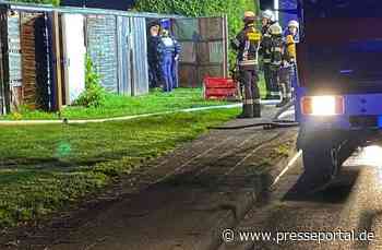 FW Bergheim: Feuerwehr löscht Gartenlaube in Bergheim