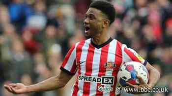 Championship play-off semi-final first leg: Sunderland v Luton Town