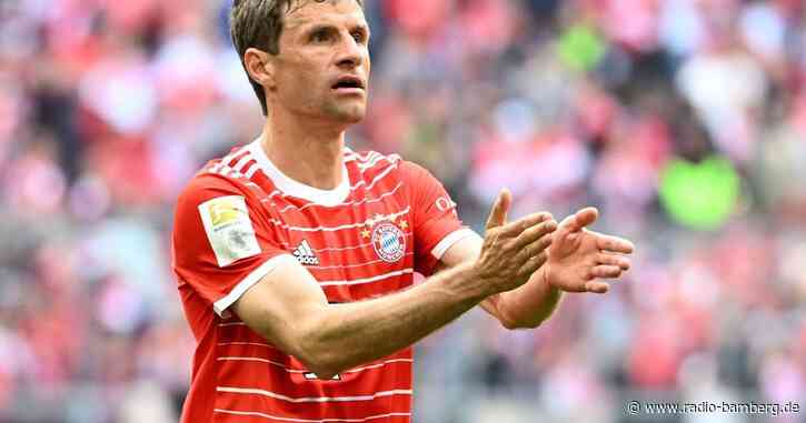 FC Bayern mit Thomas Müller gegen Schalke
