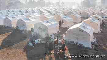 Lage in den türkischen Erbebengebieten noch immer schwierig