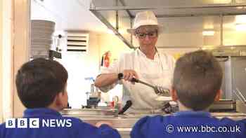 Free school meals: Rising food prices 'harming Wales plan'