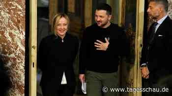 Herzlicher Empfang für ukrainischen Präsidenten Selenskyj in Rom