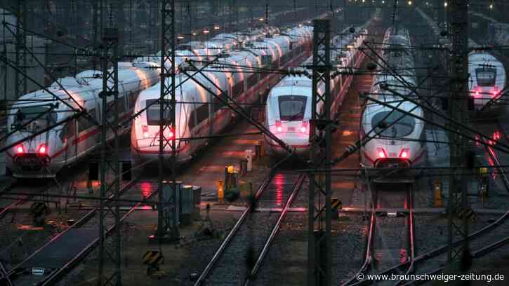 Gewerkschaft EVG sagt Warnstreik bei der Bahn ab