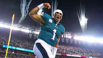 Eagles QB Hurts earns master's from Oklahoma