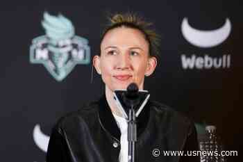 Vandersloot Hesitated to Join WNBA Super Team in New York Due to Mom's Cancer Diagnosis