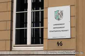 Angeklagter soll Fahrten für Tote abgerechnet haben