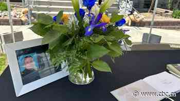 Police, public pay respects to OPP officer killed in shooting east of Ottawa