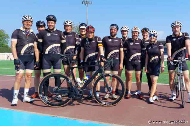 Slyps eert zijn wielerheld met fietsrit, memorial, taart en bier: “Dankzij Cyriel is er vandaag zo’n wielergekte in Vlaanderen”