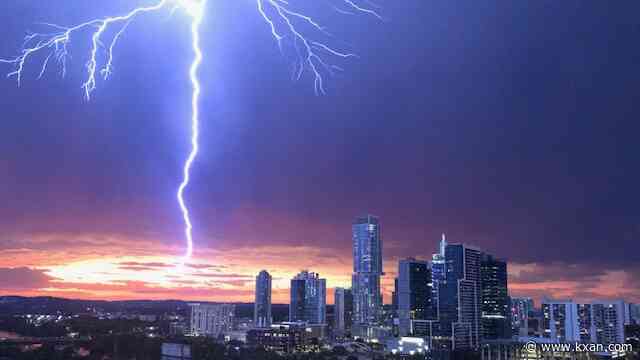 What makes thunder sound different?