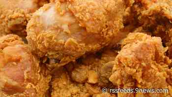 Aurora fried chicken restaurant closes