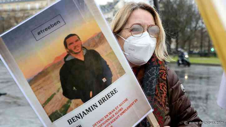 2 French citizens held captive in Iran finally free, heading back to Paris