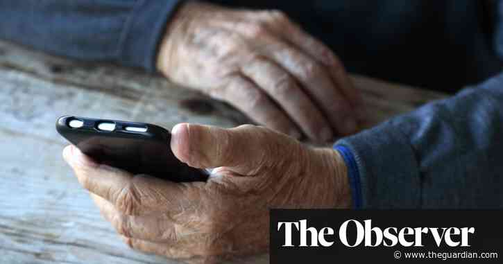 ‘Bailiffs may be sent to the house,’ family of dementia sufferer, 90, told about closing his Vodafone account