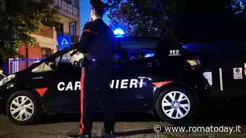 Aggrediscono barista, poi danneggiano il locale nel corso di una rissa