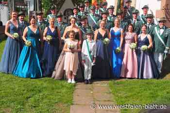 Rudolf und Christine Berghane strahlender Mittelpunkt beim Schützenfest in Erkeln