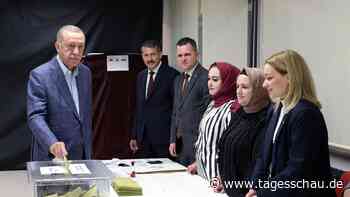 Türkische Staatsmedien: Erdogan laut ersten Teilergebnissen vorne