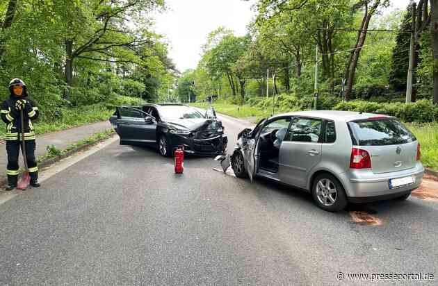 FW-MH: Frontal-Unfall zwischen zwei Fahrzeugen - erhöhtes Einsatzaufkommen am Sonntag