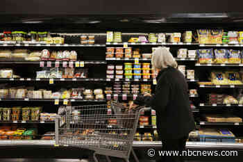 Social Security advocates brace for U.S. debt default: Seniors should 'be prepared'