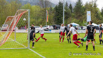 Tolle Kollektivleistung: FC Real Kreuth siegt gegen Polling mit 6:0