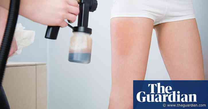 Irish Times apologises for hoax AI article about women’s use of fake tan