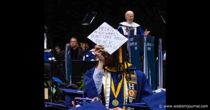 Black Graduate Stands Up During Biden's Commencement Speech, Displays the Devastating Message Written on His Cap