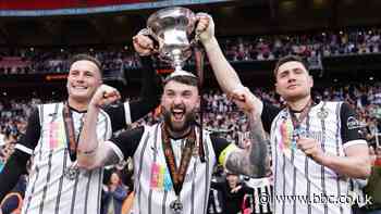 Chesterfield 2-2 Notts County (3-4 on penalties): Magpies seal promotion in shootout