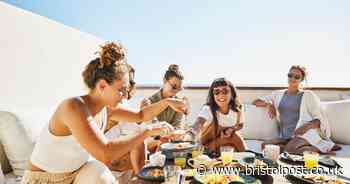 The simple 20:20:20:20 eating rule that experts claim will help you lose weight