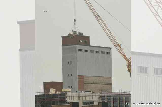 Afbraak hoogste toren bloemmolens gestart