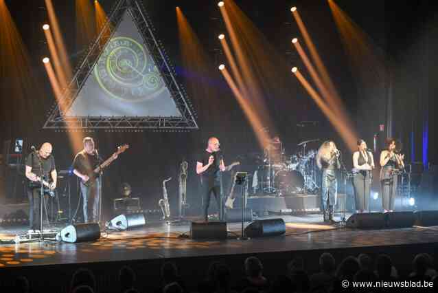 Floyd Matters bezoekt achterkant van de maan