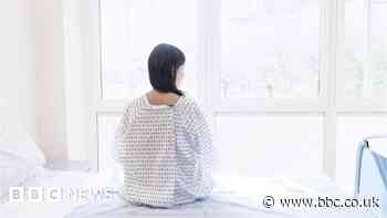 New blood test for ovarian cancer could save 'thousands'