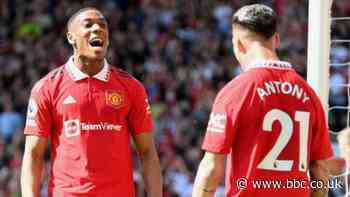 Manchester United 2-0 Wolverhampton Wanderers: Hosts strengthen top-four bid with win