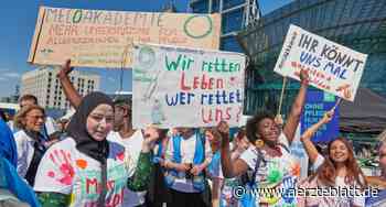 Pflegedemo für mehr Geld und bessere Arbeitsbedingungen