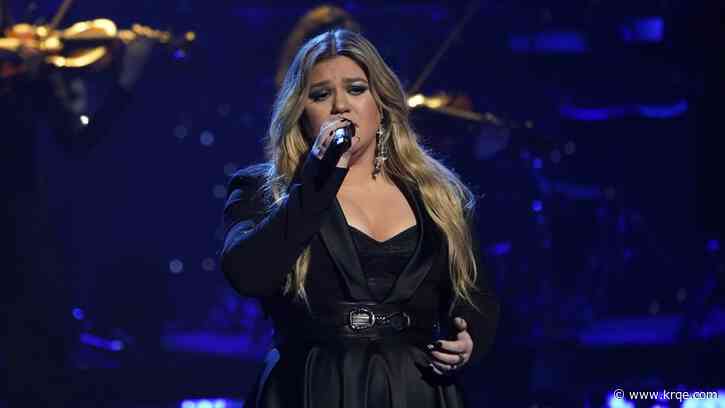 Kelly Clarkson responds to report claiming daytime talk show a toxic workplace