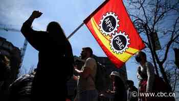 With federal strike over, the hunt is on for those who crossed picket line