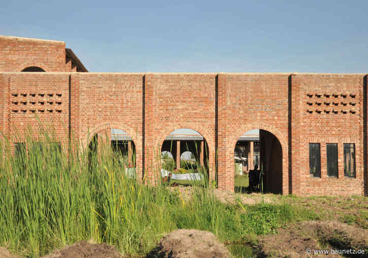 Ein Recht auf Bildung
 - Schule in Harare von Ingenieure ohne Grenzen