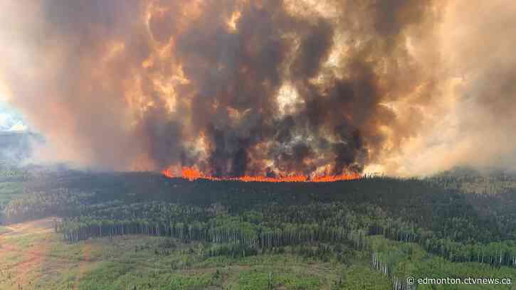 Alberta wildfires: What to know on Monday