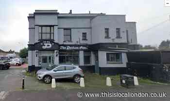 Fire in flat above disused Romford pub The Durham Arms