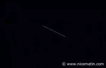 La constellation de satellites d’Elon Musk aperçue à Sospel