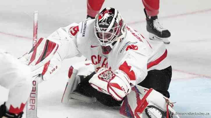 Canada edges Slovakia 2-1 in shootout to remain unbeaten at world hockey championship